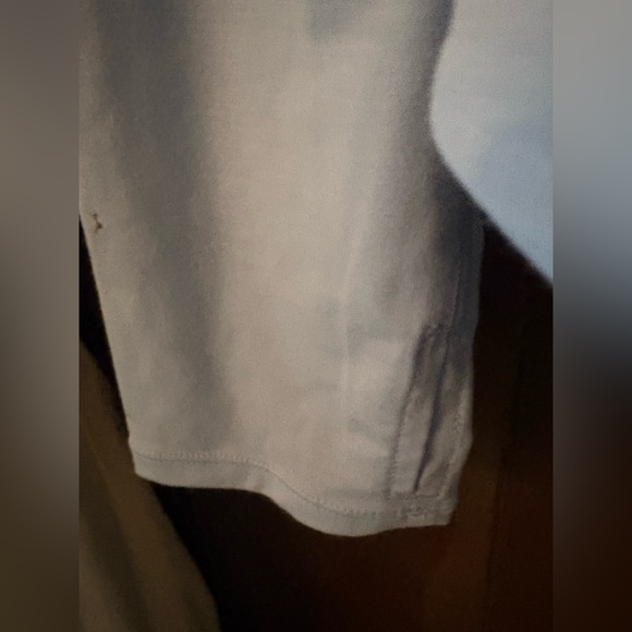 NWT SWEATY BETTY Breathe Easy Long
Sleeve Top, size L - Picture 10 of 10